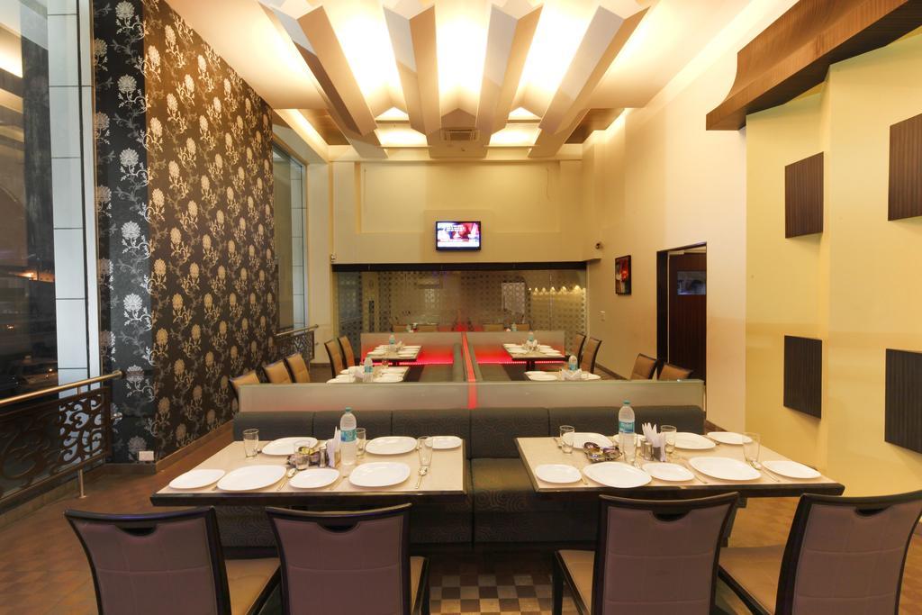 Hotel Seven Heaven Нашик Екстер'єр фото