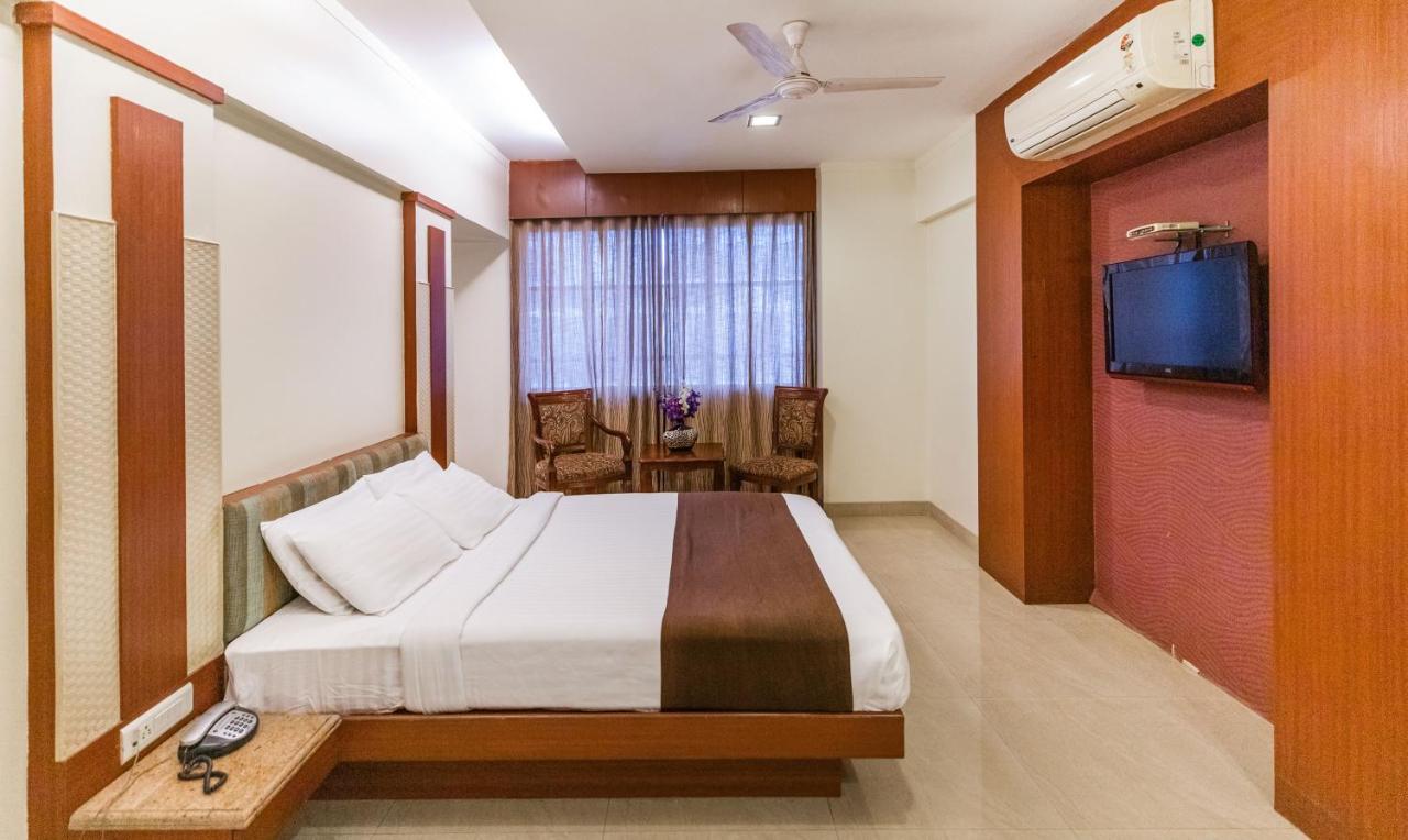 Hotel Seven Heaven Нашик Екстер'єр фото